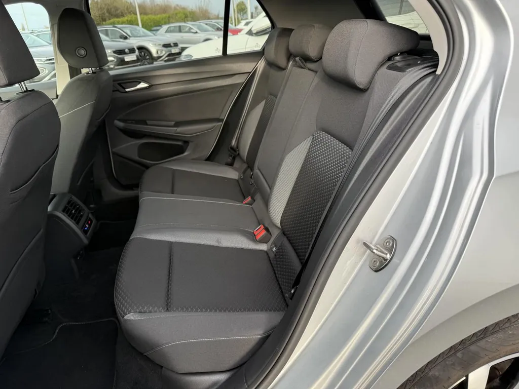 Volkswagen Golf 8 2.0 TDI DSG 150 ch d’occasion à Rouen – Automatique Diesel