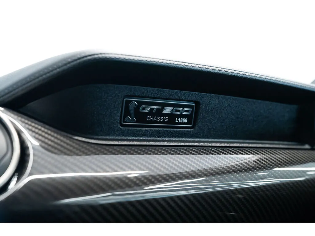 Ford Mustang Shelby GT500 Super Snake Fastback 2020 V8 5.2 Supercharged 760 ch 4 846 km Import Canada Livraison en france