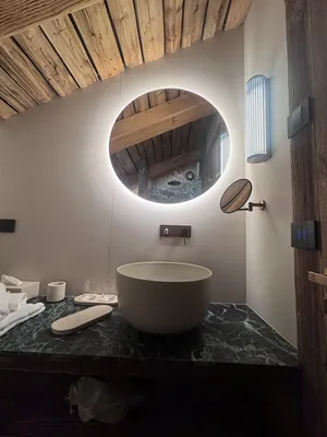 Design de salles de bains d'exception à La Clusaz : l'art du détail par MDesigners