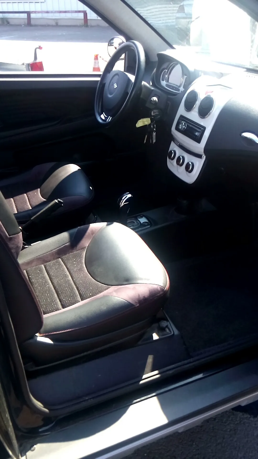 Voiture sans permis Plan de Campagne Ixo Treck DCI 