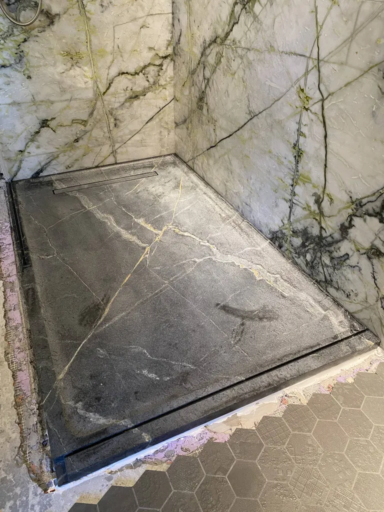 Bac à douche en Marbre Pietra Ollare à Aix en Provence