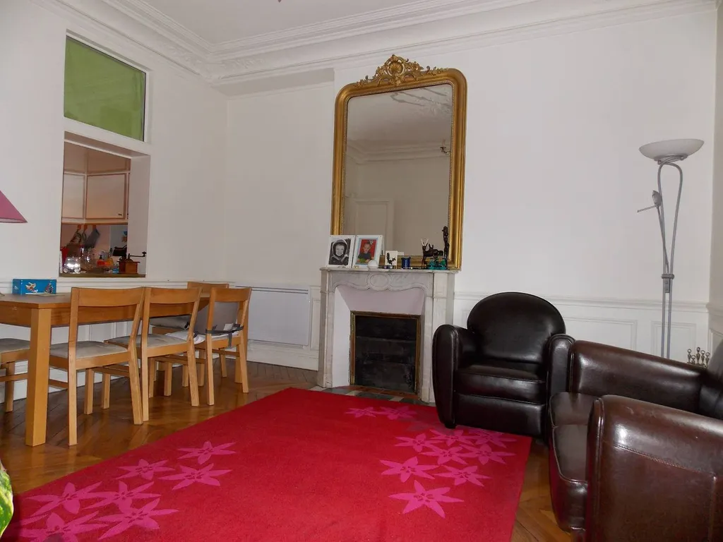 A VENDRE APPARTEMENT 3 PIÈCES AVEC VUE D'EXCEPTION QUARTIER MALESHERBES PARIS 75017