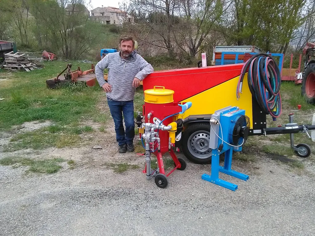 aerogommage  sablage coque bateau hyeres hyeres congollin entreprise APR 83