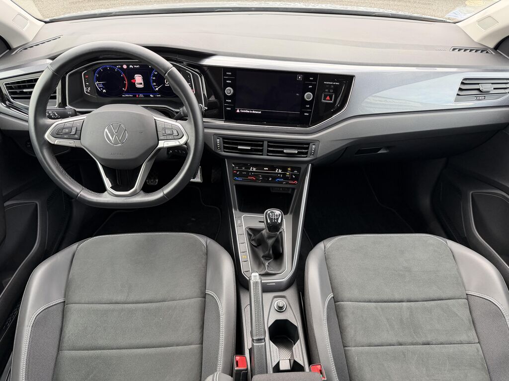 Volkswagen Polo occasion essence 95 ch faible kilométrage proche Le Havre en Normandie