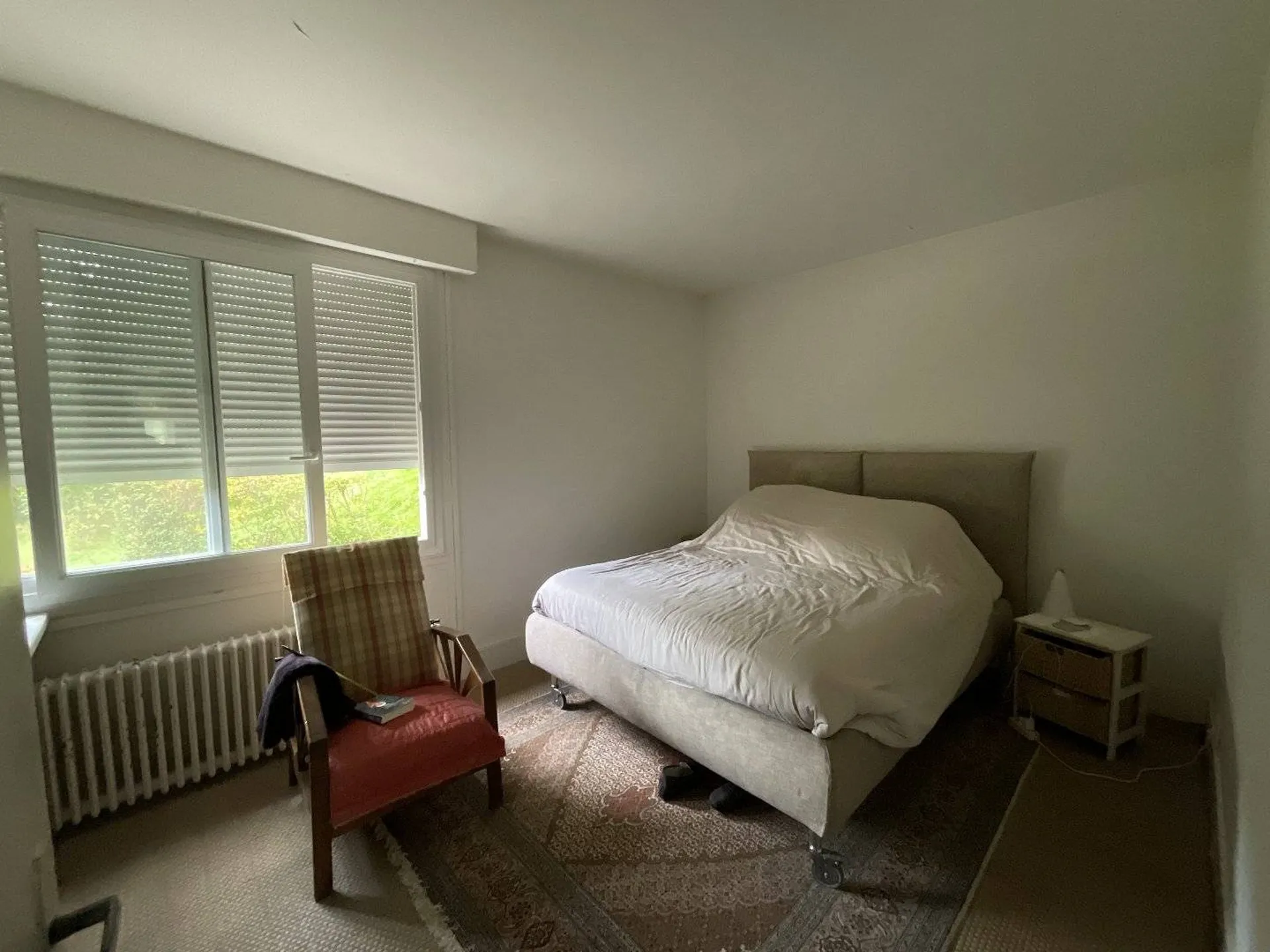 A vendre Villa des années 1950 d'environ 147m2 sur son parc de 4 480m2, à 1km de la plage de Veules-les-Roses, en Seine-Maritime.