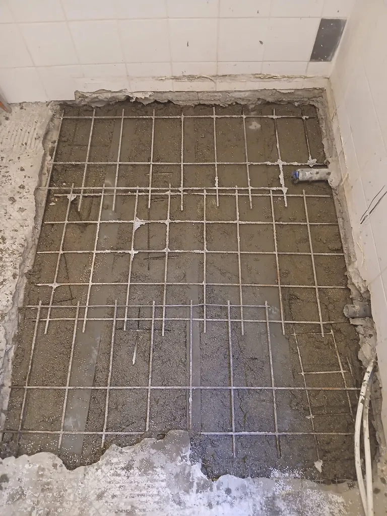 Renforcement de structure et consolidation de planchers anciens pour rénovation de bâtiment après sinistre à Marseille (13)