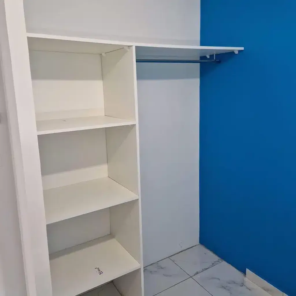 Création de placard sur mesure en Gironde : rangements optimisés et finition soignée