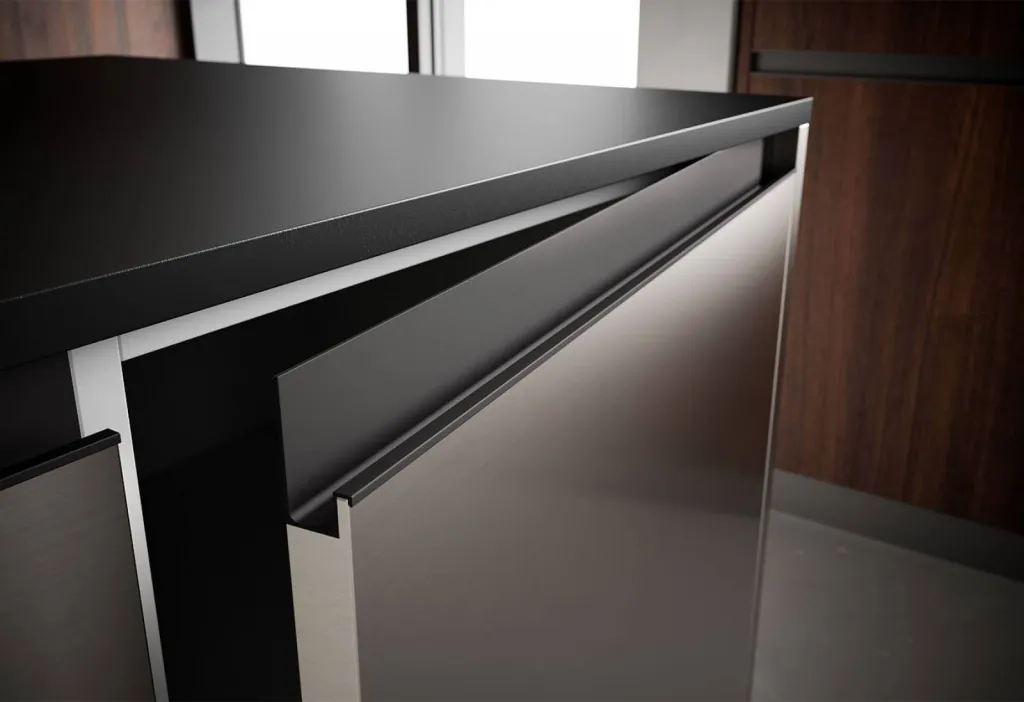 Cuisine design sur mesure avec pose sur Bandol dans le Var