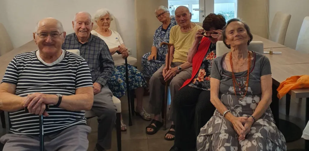 ESCAPE GAME L'EQUIPE DE RESIDENTS DES PALATINES A MARSILLARGUES