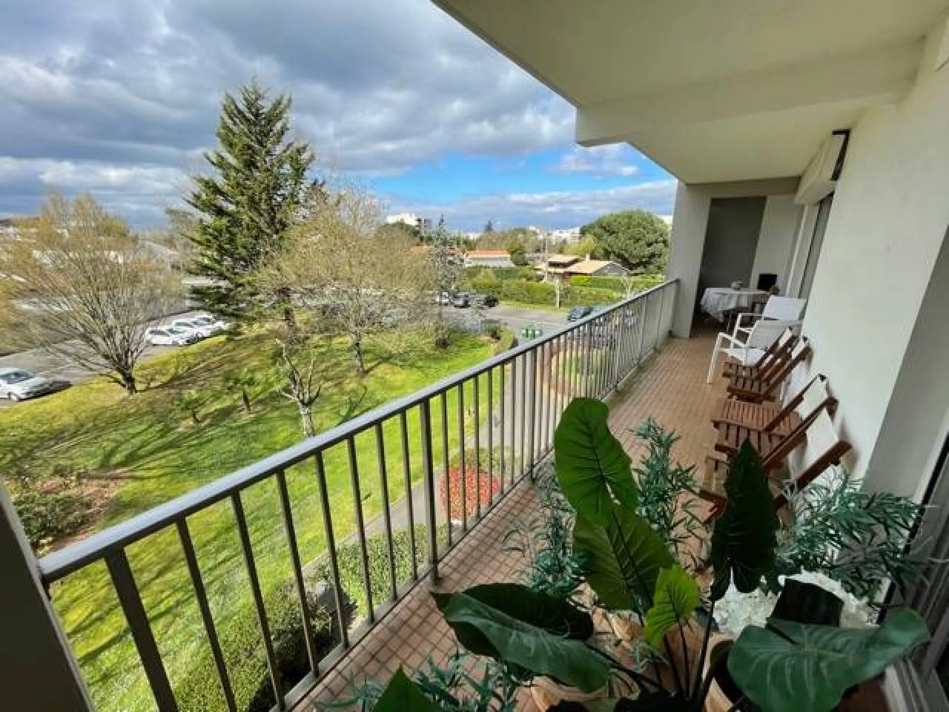 acheter un grand appartement t5 à bordeaux caudéran