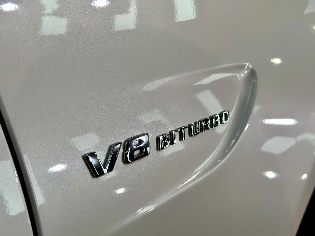 polissage Carroserie traitement céramique EMB DETAILING Vaugneray socialiste Mercedes C63 AMG