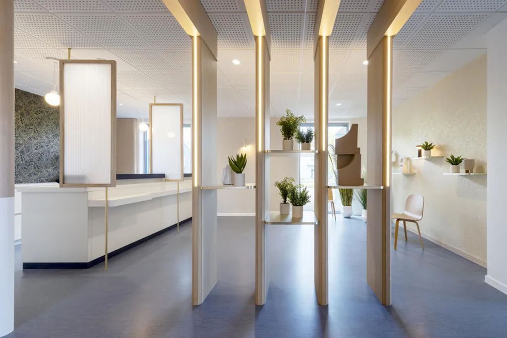 Salles d'attente accueillante et fonctionnelle pour optimiser le parcours patient
