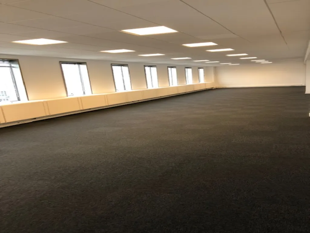 LE HAVRE - A LOUER Bureaux de 2.735 m² divisibles à partir de 50 m² dans le Centre d'Affaires le CHCI