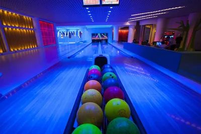 Où trouver un bowling interactif pour une soirée d'entreprise près de Bois Guillaume 76 ?