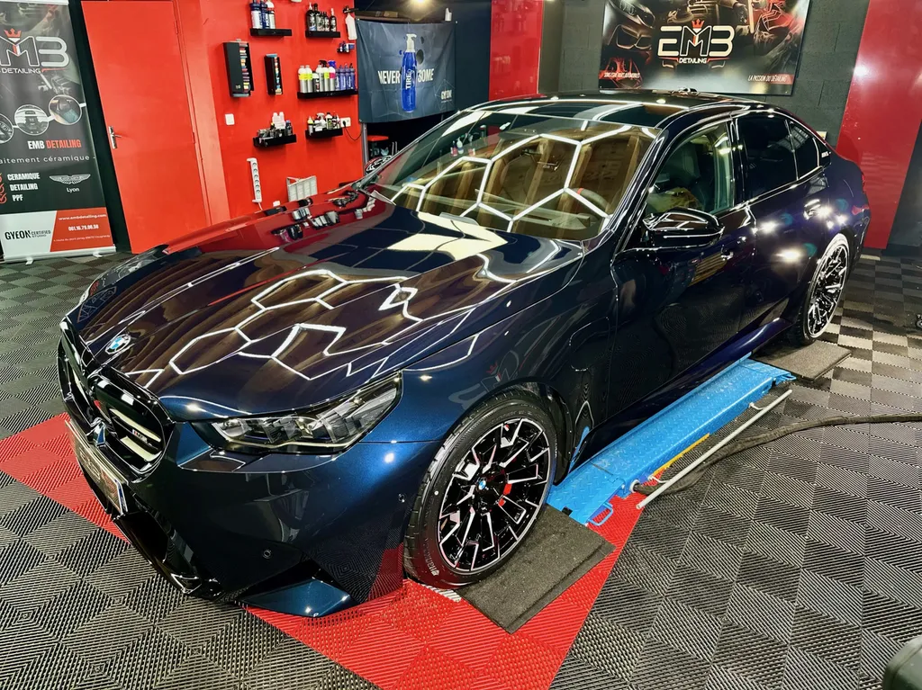 DETAILING protection carrosserie traitement céramique lyon proche Tassin nouvelle BMW M5
