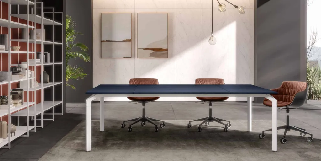 Table de réunion YOGA avec plateau Cuir à Montpellier 