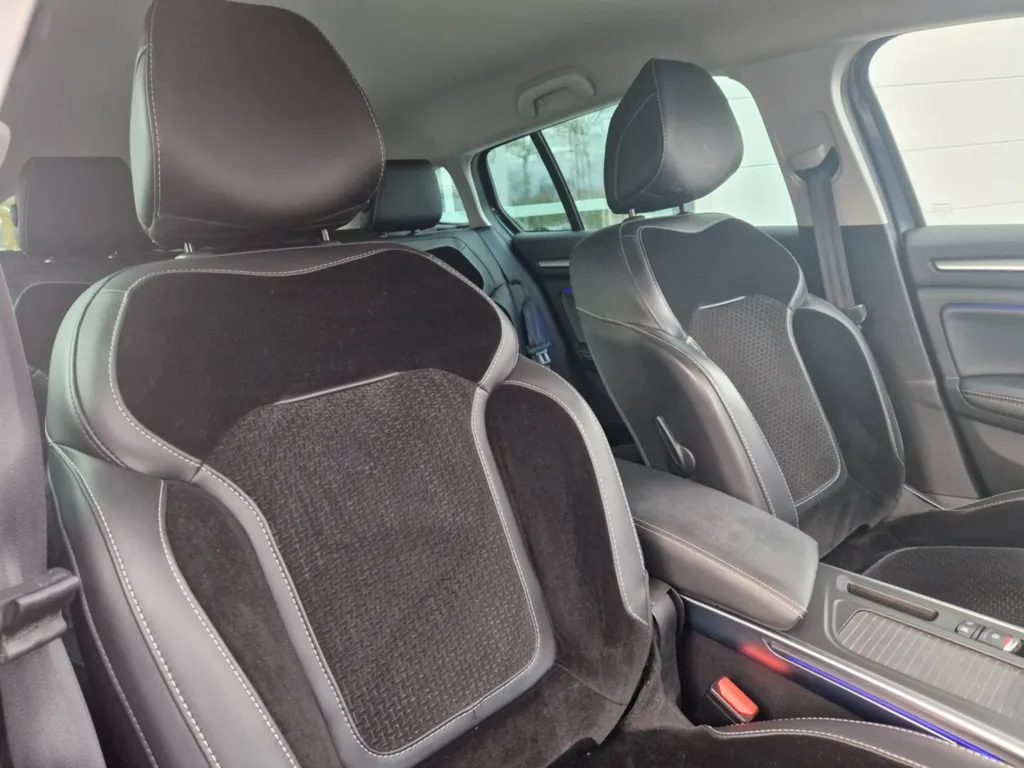 RENAULT MEGANE IV ESTATE 1.3 TCE 140 INTENS OCCASION PRES DE TOULOUSE EN OCCITANIE