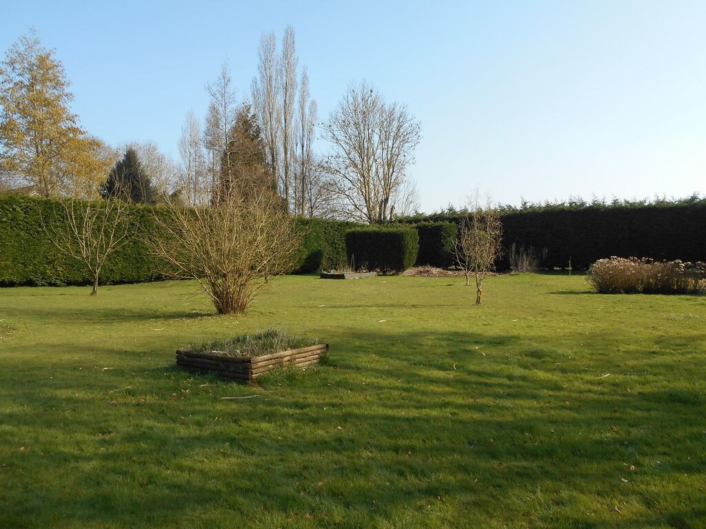 MAISON AVEC 3 CHAMBRE A VENDRE PROCHE DE LA GARE DE BERNAY, EURE 27