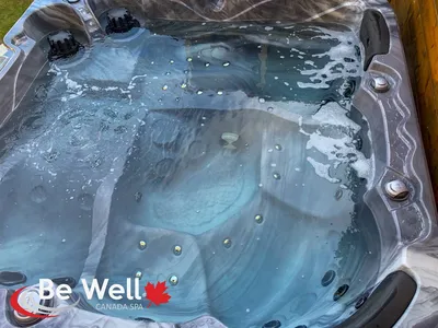 jacuzzi exterieur de jardin meyreuil