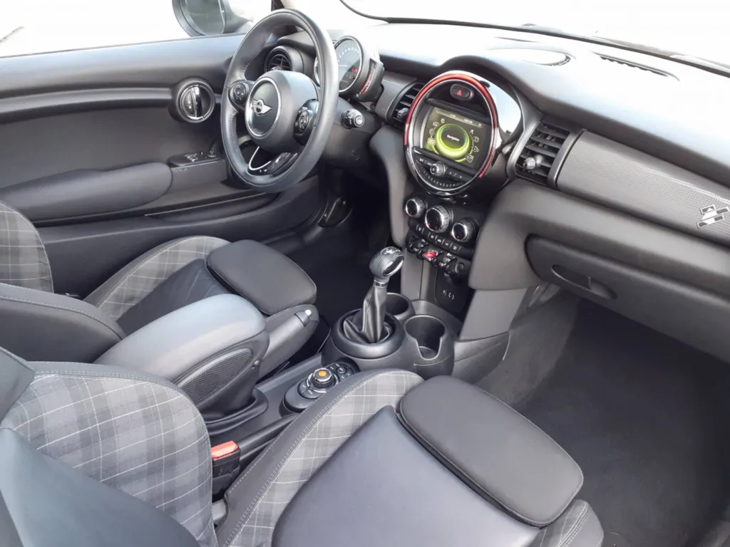 MINI COOPER OCCASION 136CH EDITION BLACKFRIARS BVA 7 PLAISANCE DU TOUCH PROCHE DE TOULOUSE