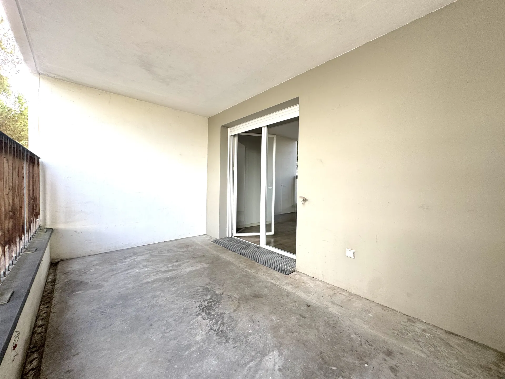 BRUGES Centre-Ville - T2 avec loggia