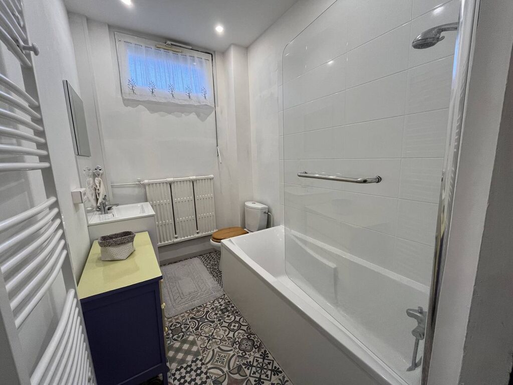 Maison de caractère, à vendre, à Bolbec  proximité centre ville