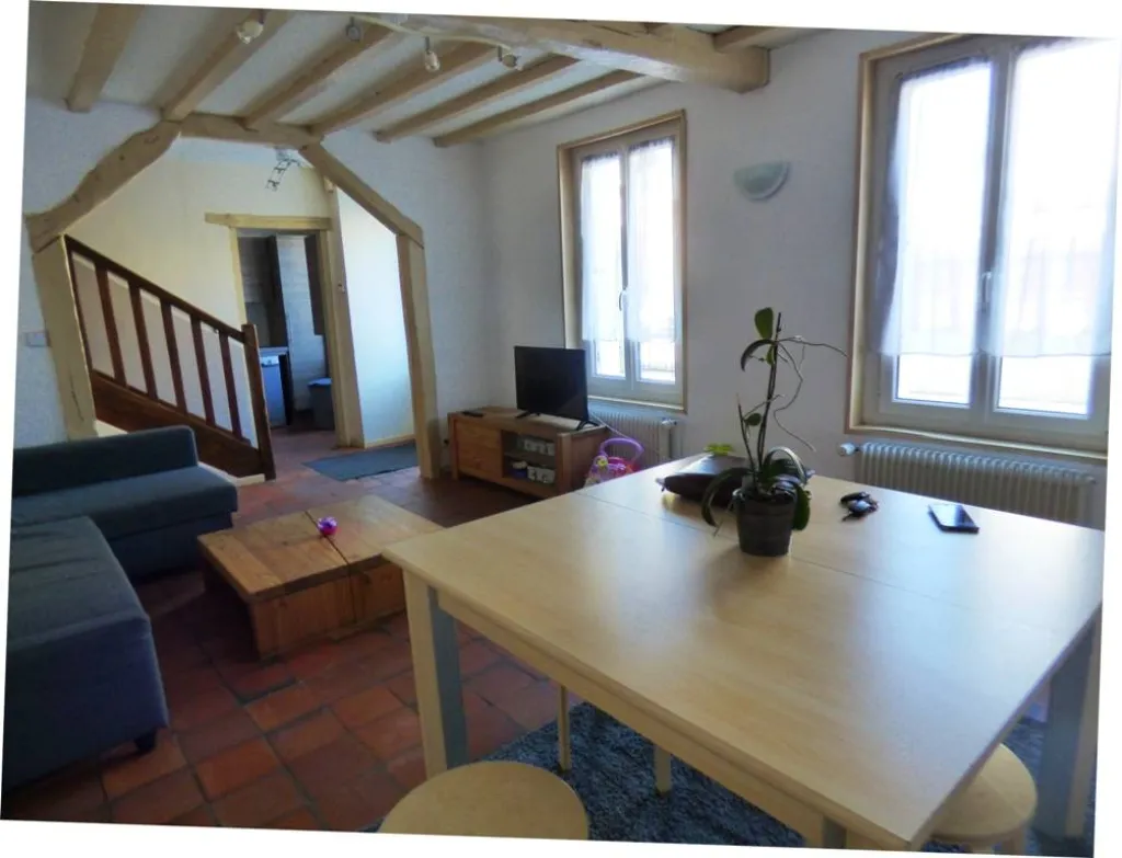 Vends maison de ville proche des écoles proche Saint Pierre lès Elbeuf 76320