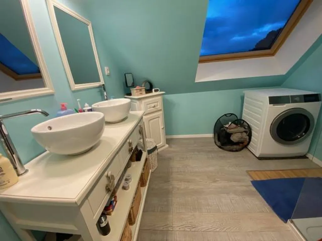 A acheter très beau pavillon de 130m² sur 865m² de terrain cloas avec garage sur la commune de SAINT OUEN DU TILLEUL 27670