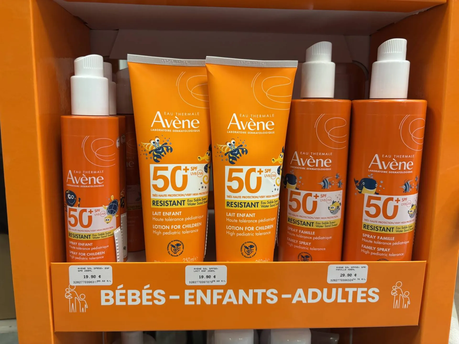 BEBES ENFANTS ADULTES