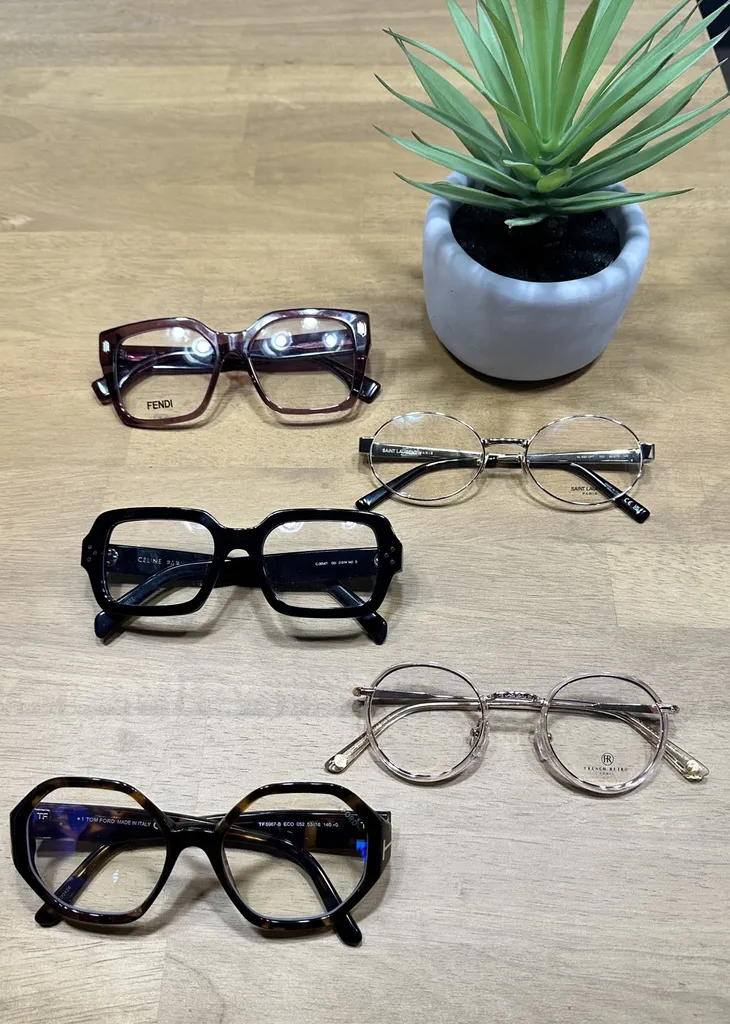 Différentes formes de lunette de vue