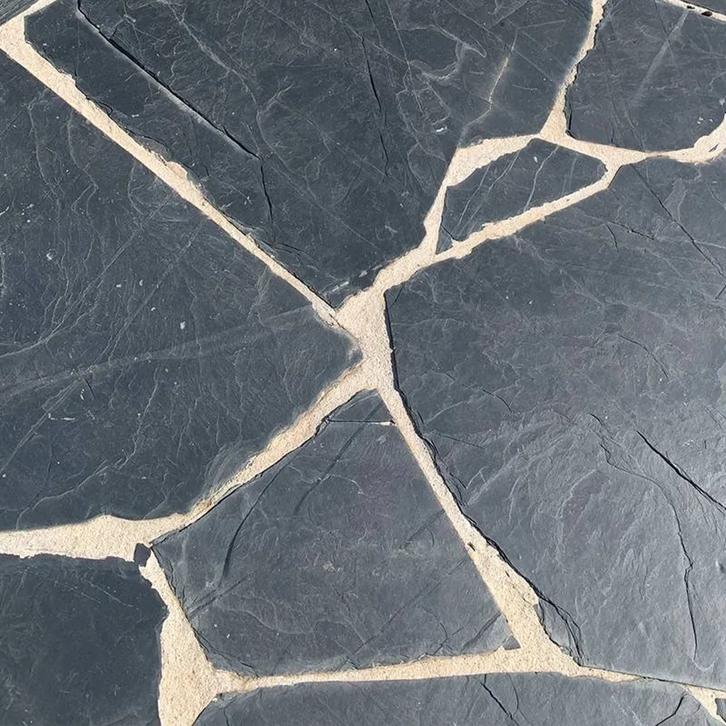 1) OPUS INCERTUM ARDOISE NOIRE