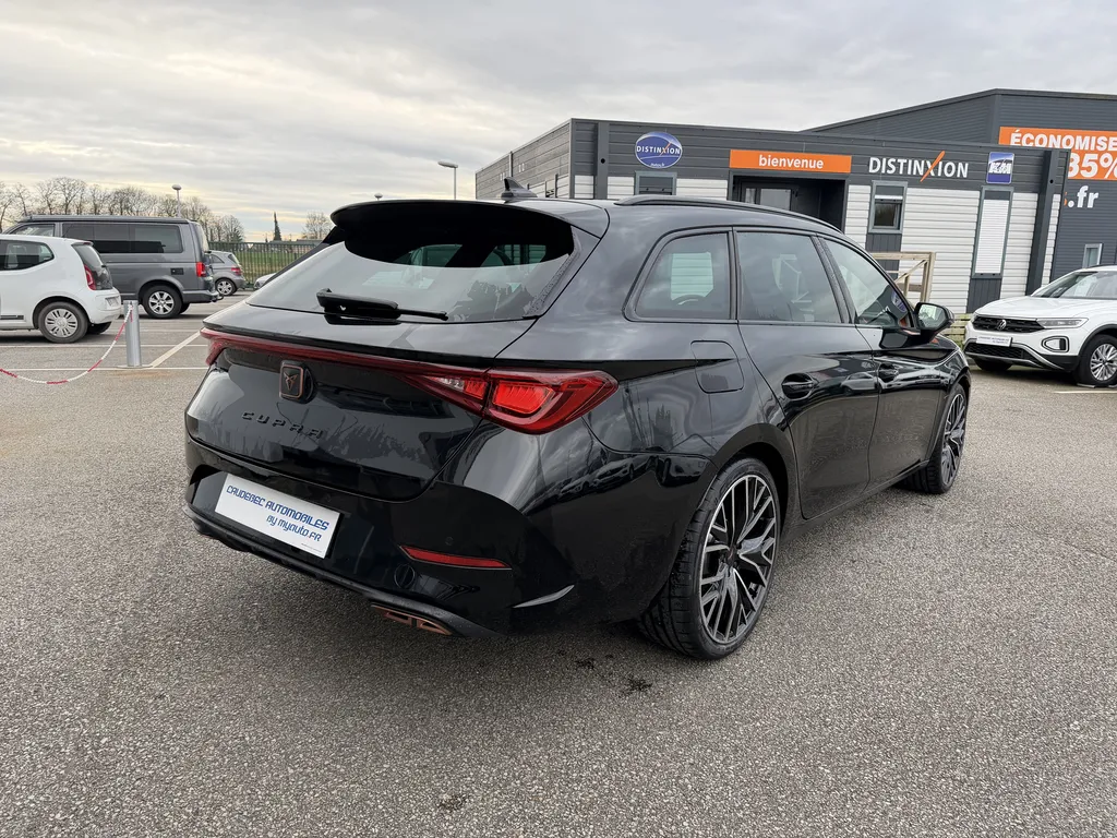Voiture d'occasion CUPRA Leon Sportstourer hybride rechargeable au meilleur prix proche du Havre et de Rouen