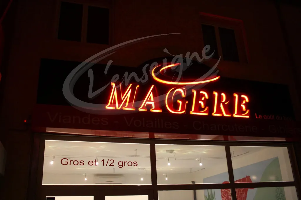 signalétique commerce martigues