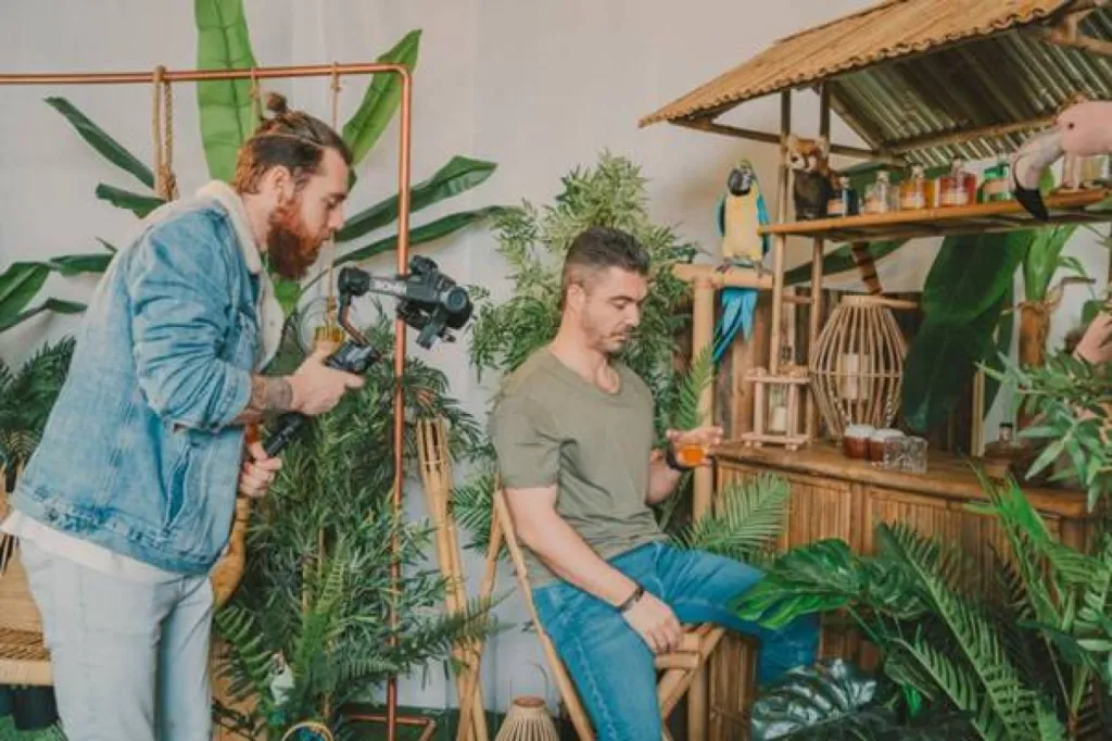 Agence pour organisation et mise en scène de shootings photos promotionnels de produits sur la côte du Pays Basque à Biarritz