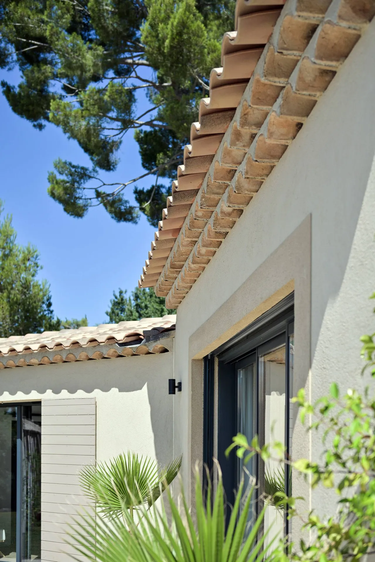 Construction d'un mas néo Provençal niché la commune de Maussane-les-Alpilles dans les bouches du Rhône