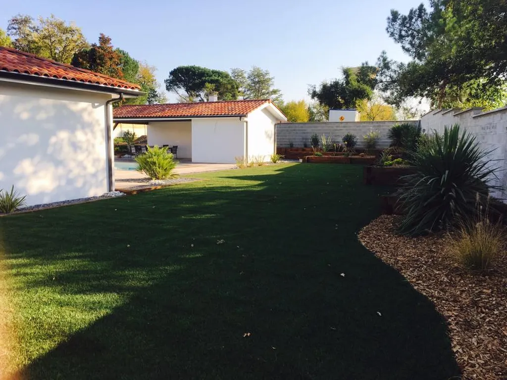 Entreprise d'espaces verts pour remise en état de jardin La Teste de Buch