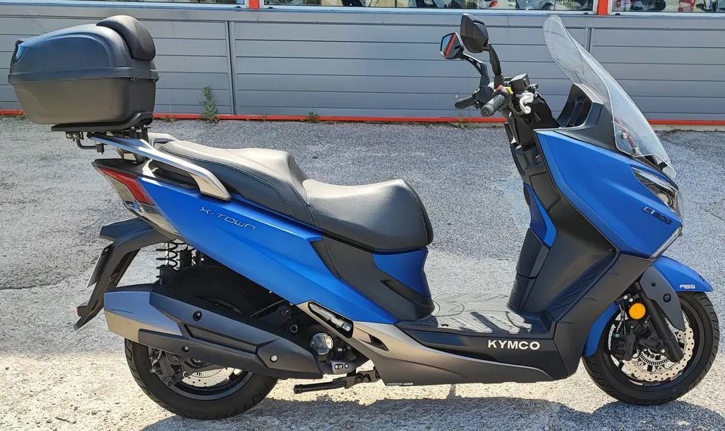 KYMCO X-TOWN CITY 300 du 03/2021 avec 5000 km