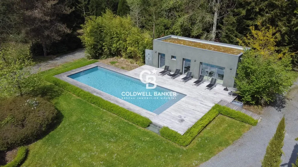 Pool house avec salle de sport – Propriété idéale pour maison d’hôtes ou réceptions