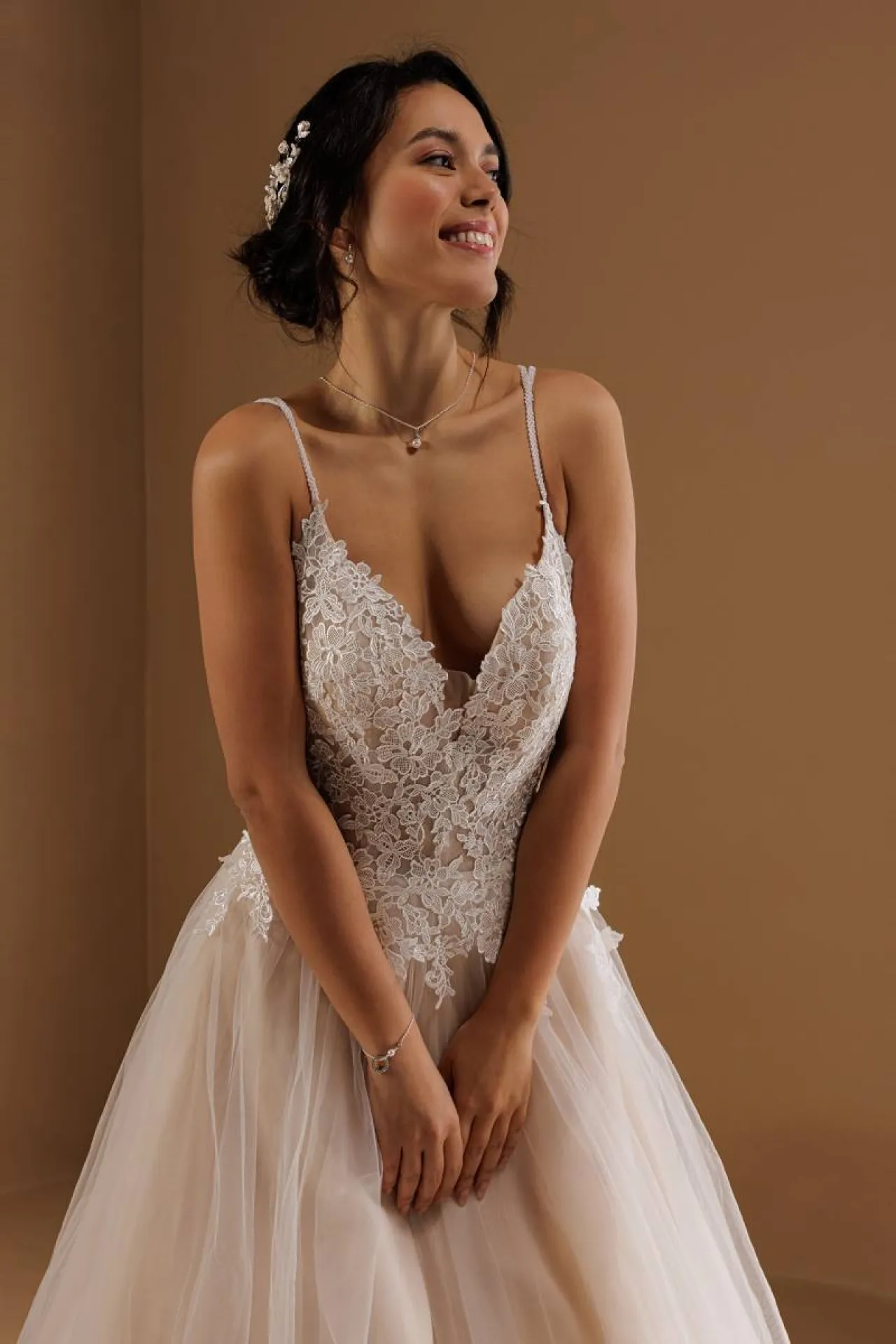 robe de mariée bustier en dentelle proche Auriol