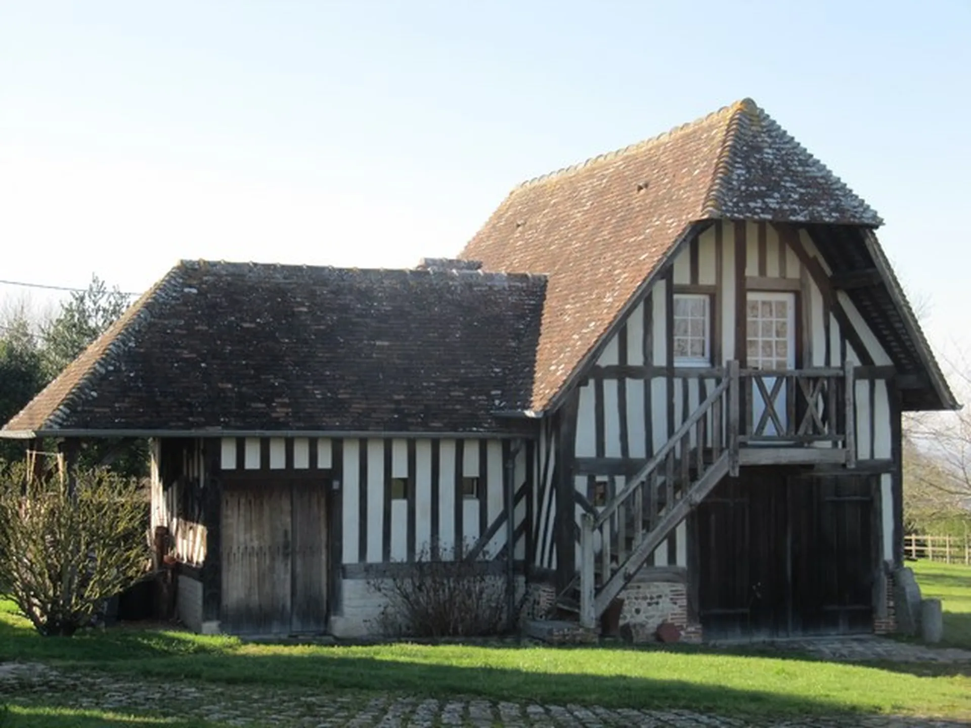 ENSEMBLE NORMAND PROCHE LIVAROT PAYS-D'AUGE