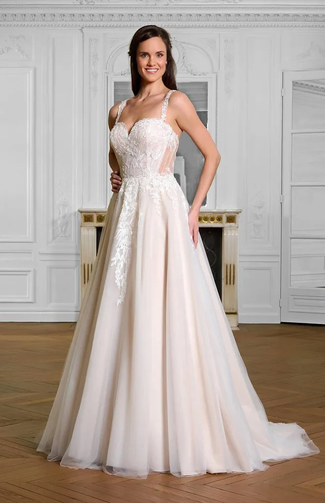 Robe de mariée bustier avec strass a Marseille