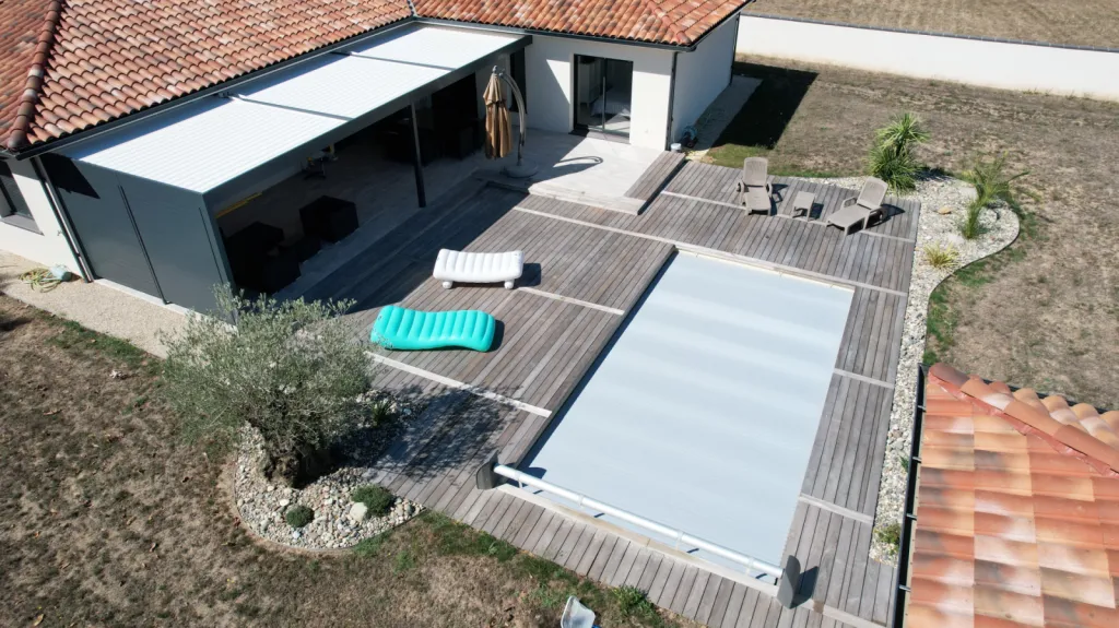 Construire une TERRASSE piscine bois exotique haut de gamme à Meauzac