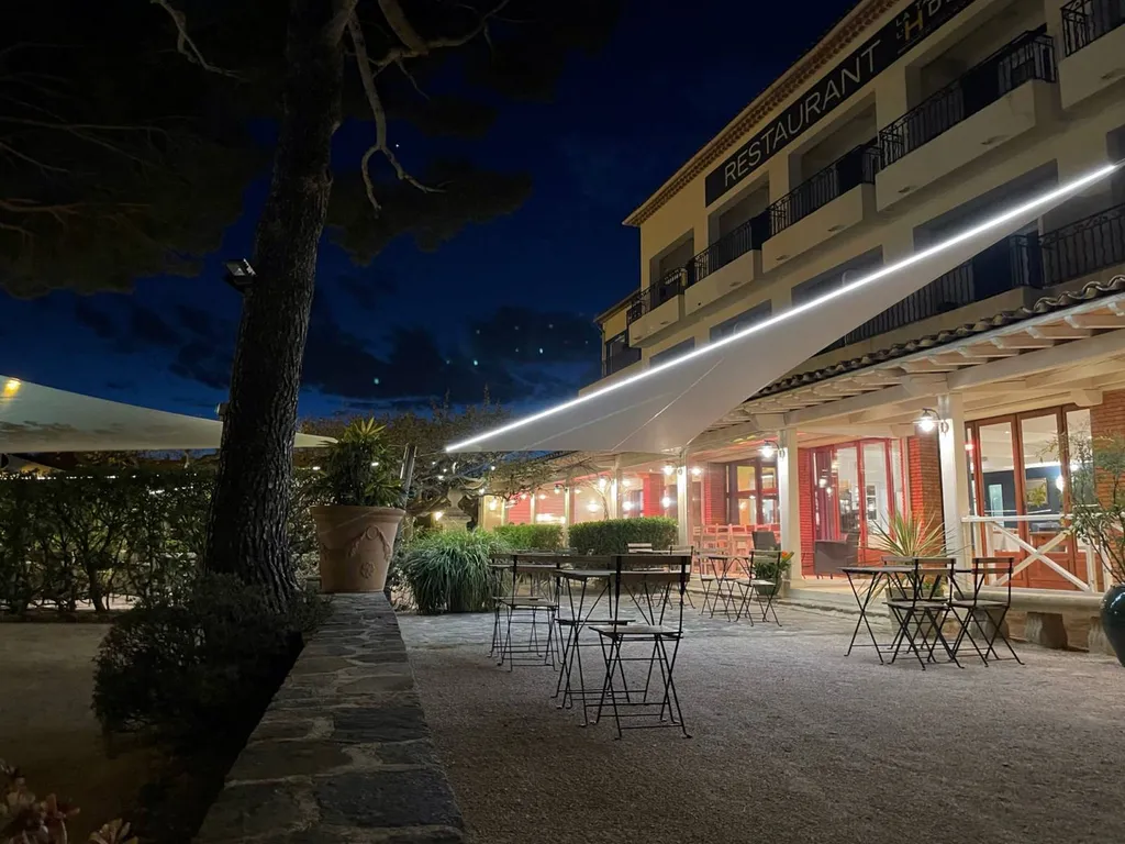 La Table de L'HDLP, le restaurant de l'Hôtel De La Plage de Bormes Les Mimosas