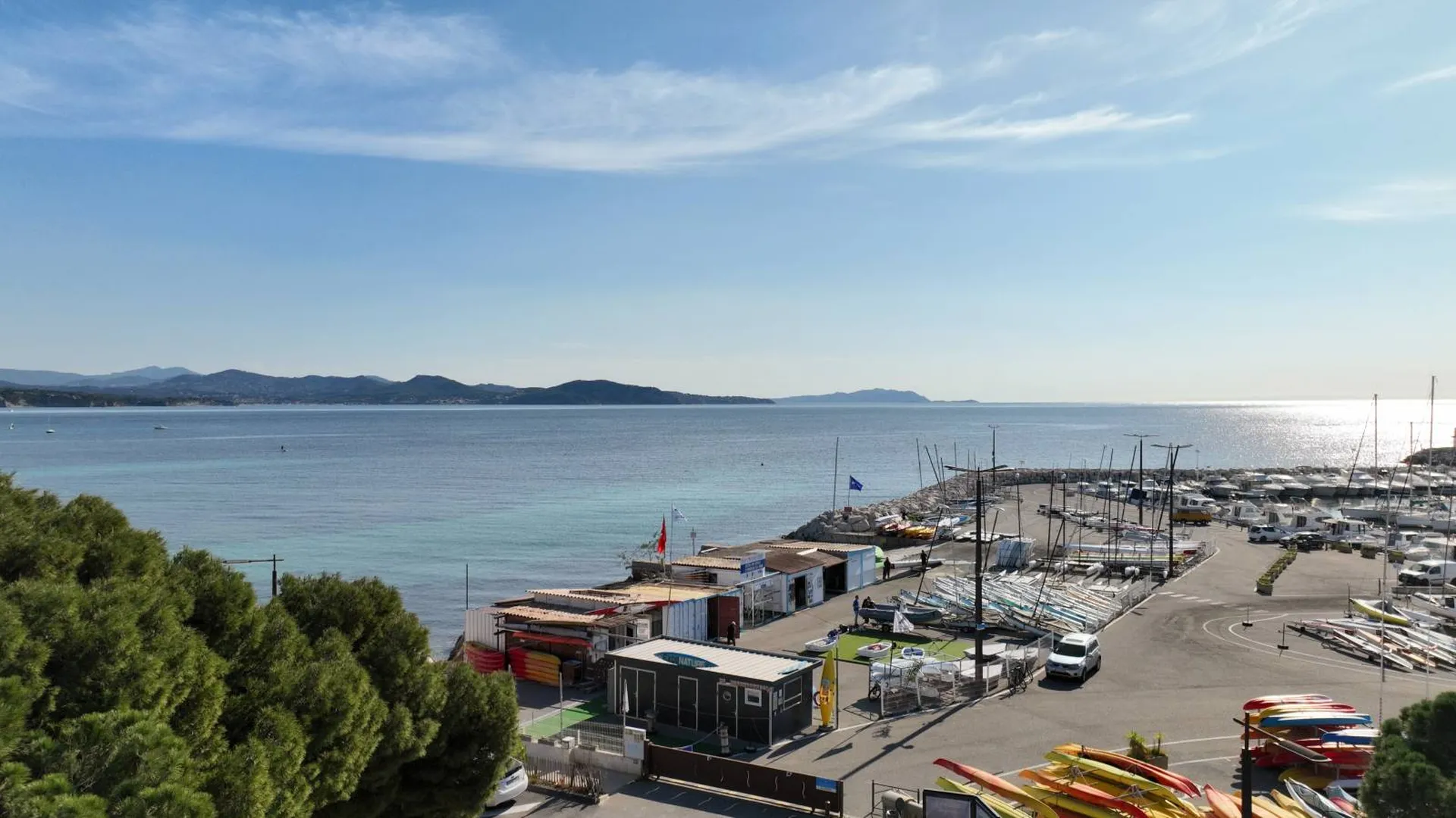 Vente appartement T4 La Ciotat  en 3ème étage avec ascenseur et terrasse - B32