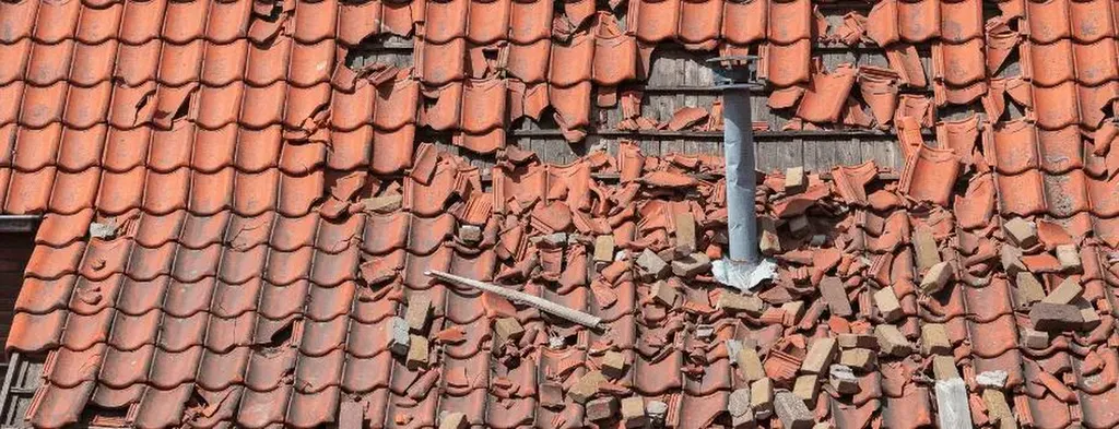 Exemple d’infiltration causée par une toiture endommagée