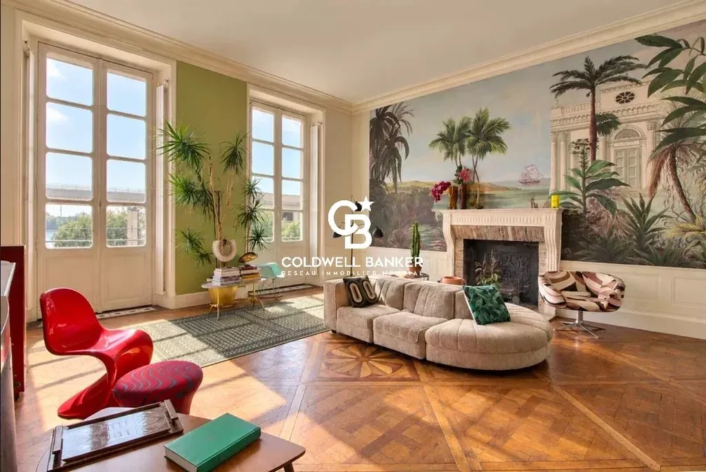 Appartement à vendre Bordeaux - 182 m² de caractère avec balcon et vue sur la Garonne
