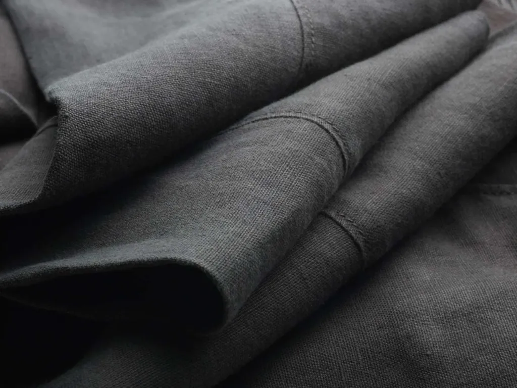 photographe zoom textile 100% lin olive foncé