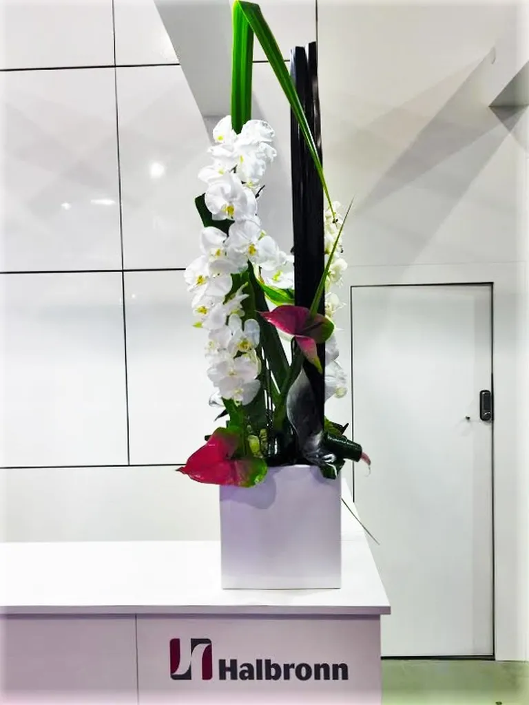 Composition florale stand salon lyon