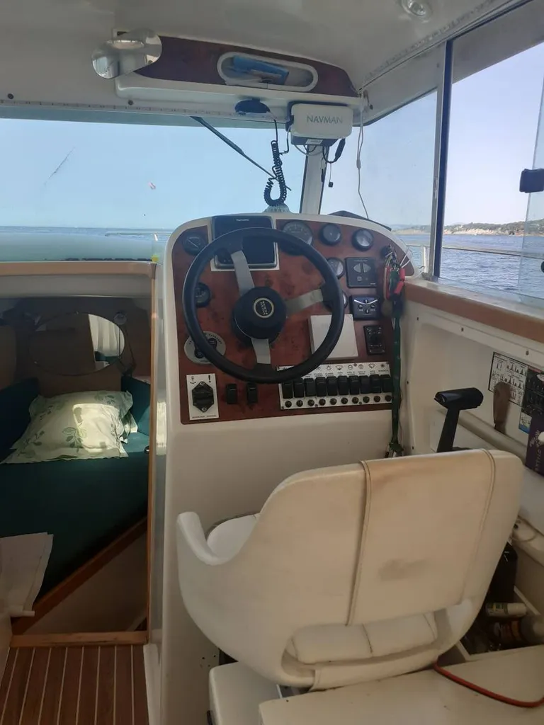 Achat occasion Belisaire 700 deux cabines dans le Var