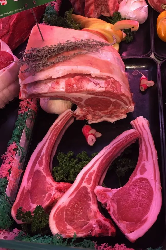 Côte d'agneau découverte